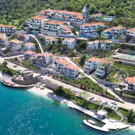 Boka Gardens Seaside Resort Kotor Extérieur photo