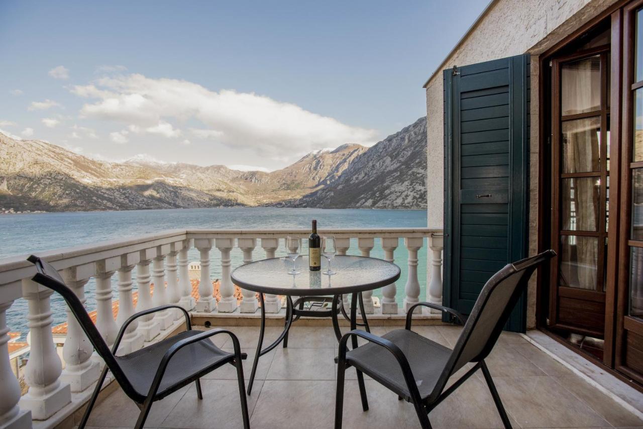 Boka Gardens Seaside Resort Kotor Extérieur photo