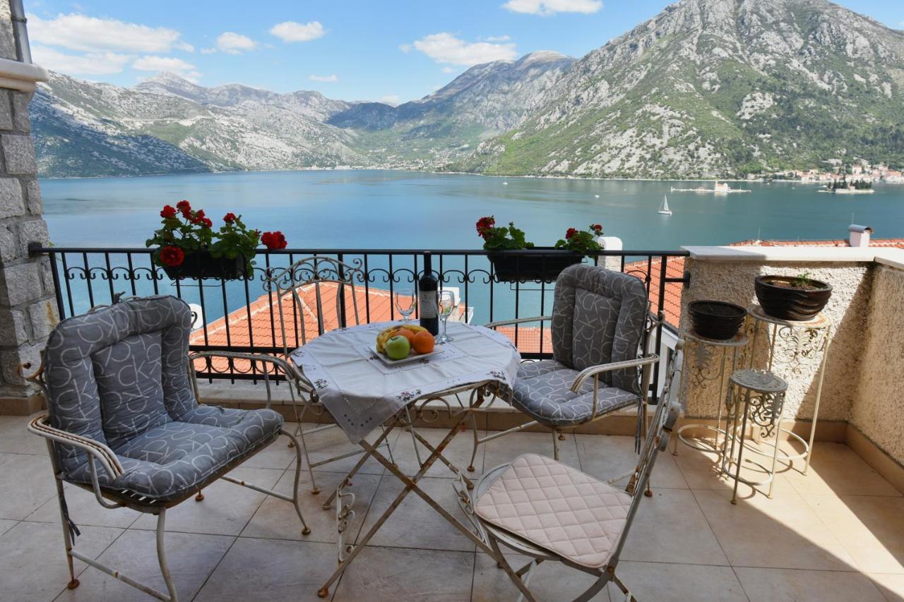 Boka Gardens Seaside Resort Kotor Extérieur photo