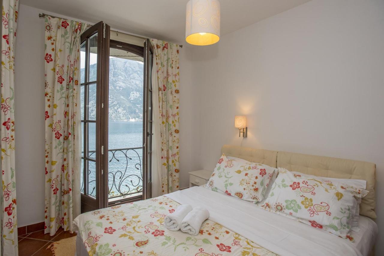 Boka Gardens Seaside Resort Kotor Extérieur photo